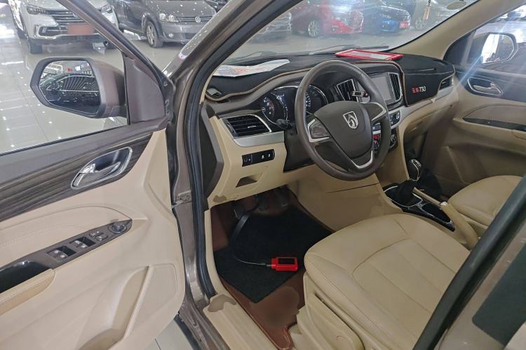 Used Baojun 730 2016 1.5L Manual Comfort Version 7 Seats China V Emission Standard
