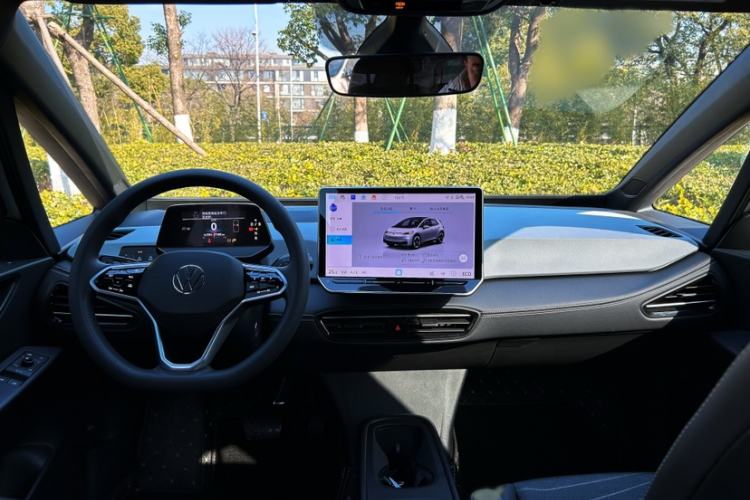 Used Volkswagen ID.3 2025 Smart Version Pure & Intelligent Enjoyment Edition
