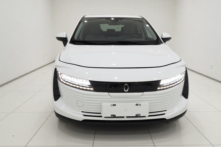 Used ORA iQ 2018 Smart Connectivity Model