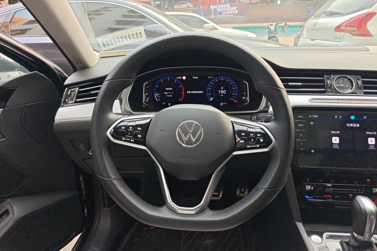 Used Volkswagen Magotan 2023 2 Million Units Commemorative Edition 330TSI DSG Luxury Version Steering Wheel