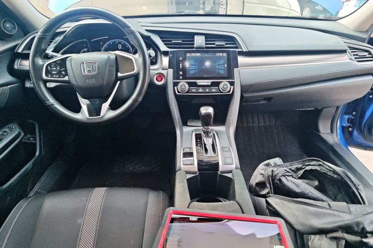 Used Honda Civic 2019 220TURBO CVT Dynamic Edition China V Center Console