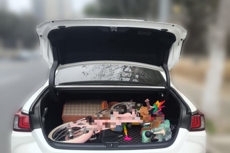 Used Lexus ES 2023 200 Excellence Edition
