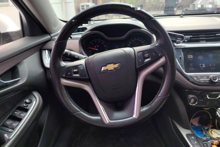 Used Chevrolet Malibu 2018 530T Automatic Luxury Edition Steering Wheel