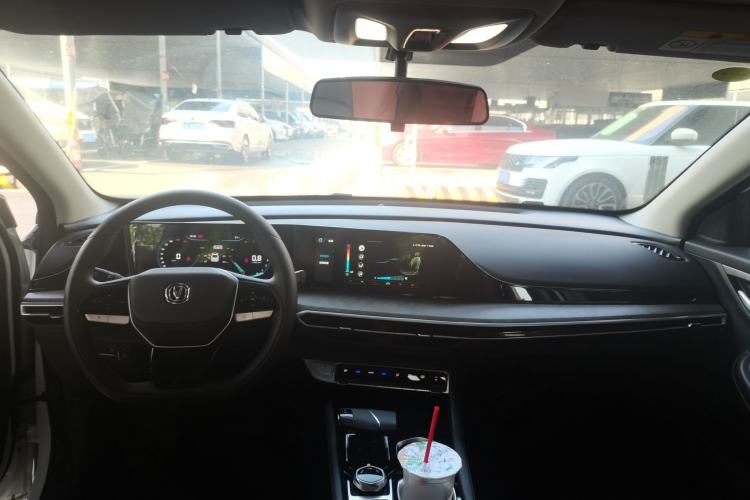 Used CHANGAN Eado 2023 Changan Edition PLUS Blue Whale NE 1.4T GDI DCT Prestige Version