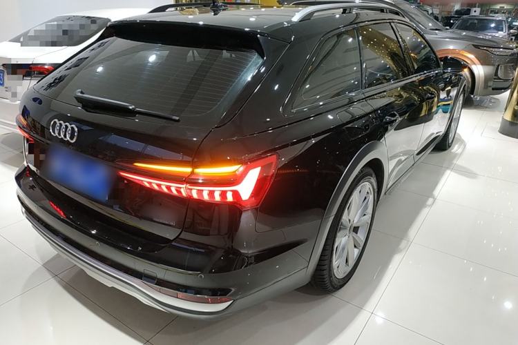 Used Audi A6 2022 allroad quattro Explorer 55 TFSI Prestige Off-Road Model
