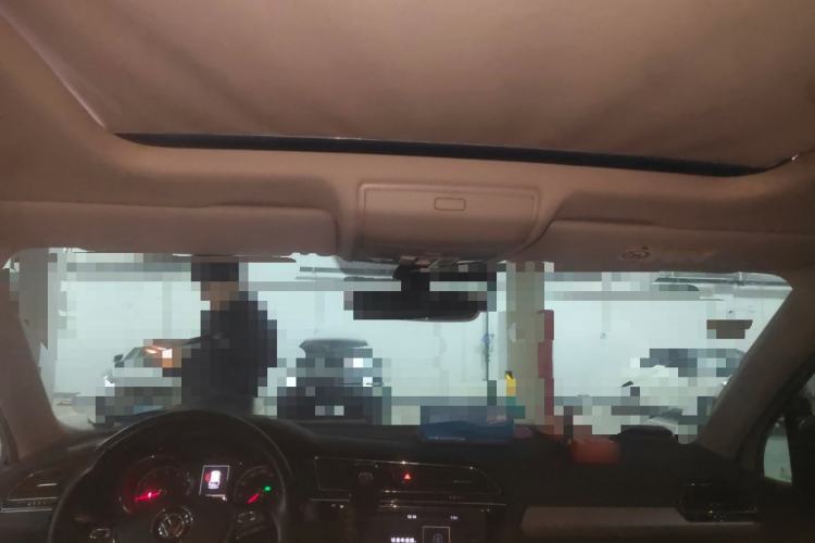 Used Volkswagen Tiguan L 2017 330TSI Automatic Two-Wheel Drive Flagship Edition Headliner