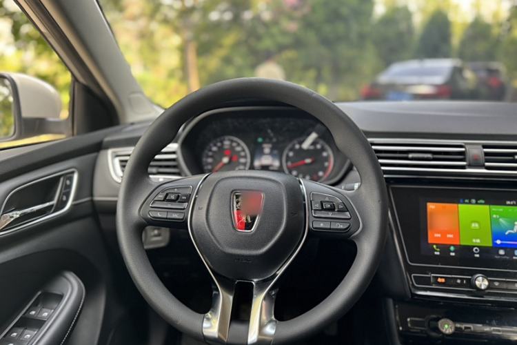 Used Roewe i5 2020 1.5L Manual 4G Connect Luxury Edition