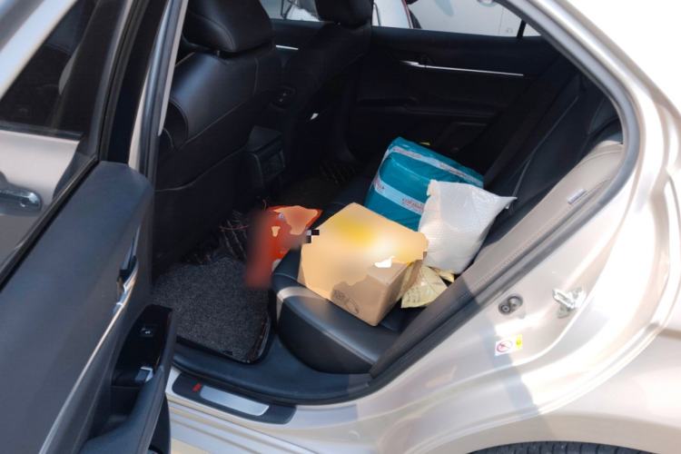 Used Toyota Camry 2018 2.5G Luxury Edition
