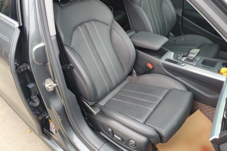 Used Audi A4L 2022 40 TFSI Fashion Dynamic Model
