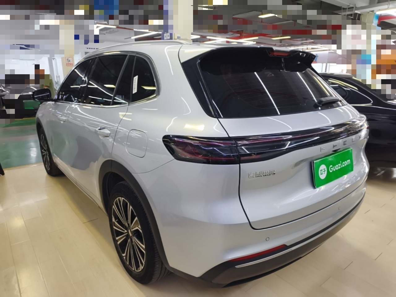 Geely Galaxy Xingjian 7 EM-i 2025 120km Navigator Edition — снимка 4