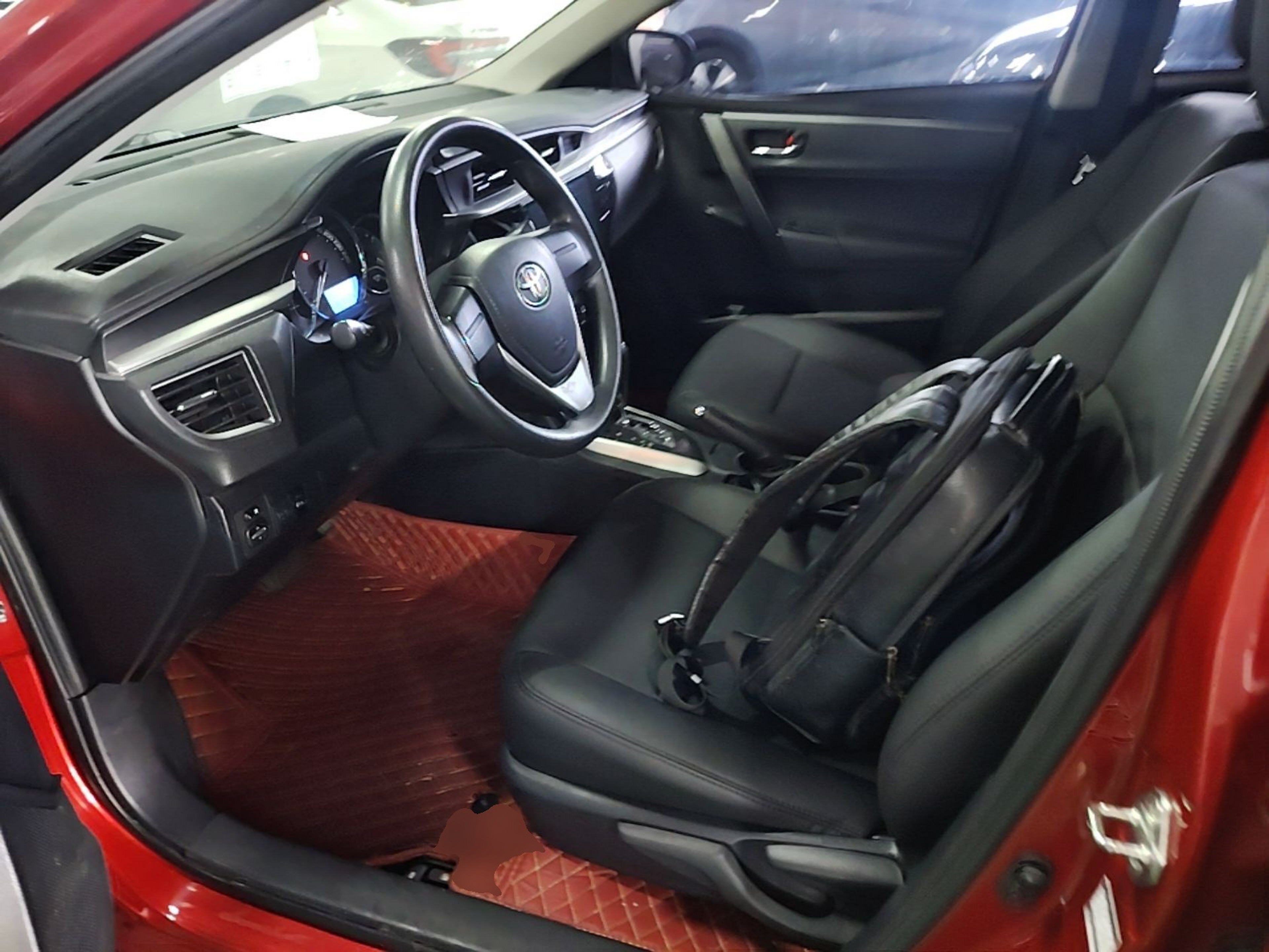Interior delantero