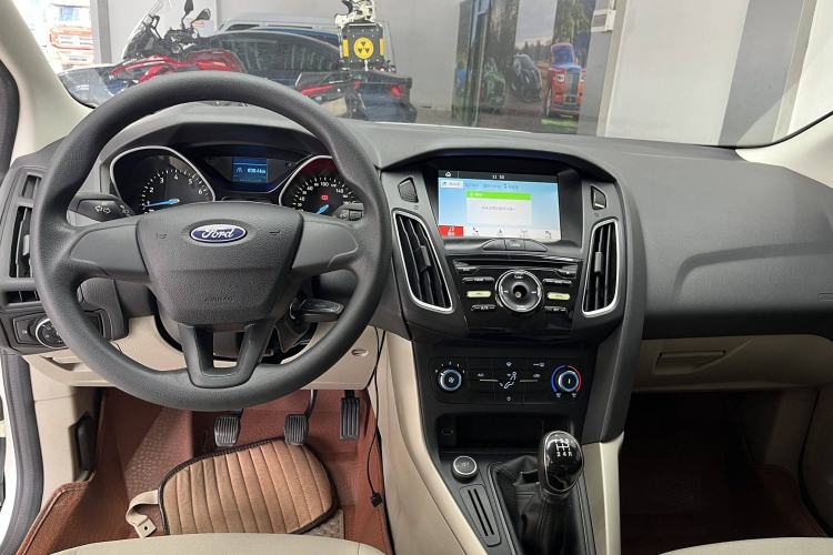 Used Ford Focus 2018 Sedan Classic 1.6L Manual Comfort Plus SmartDrive Edition