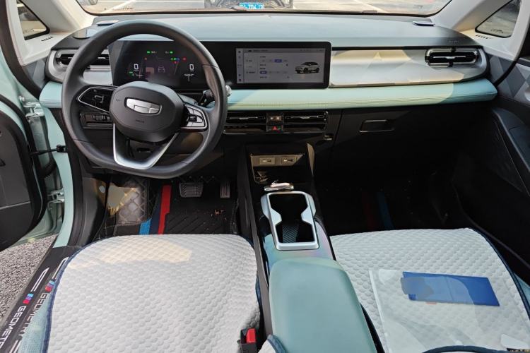 Used Geometry E Firefly 2024 401km Starlight