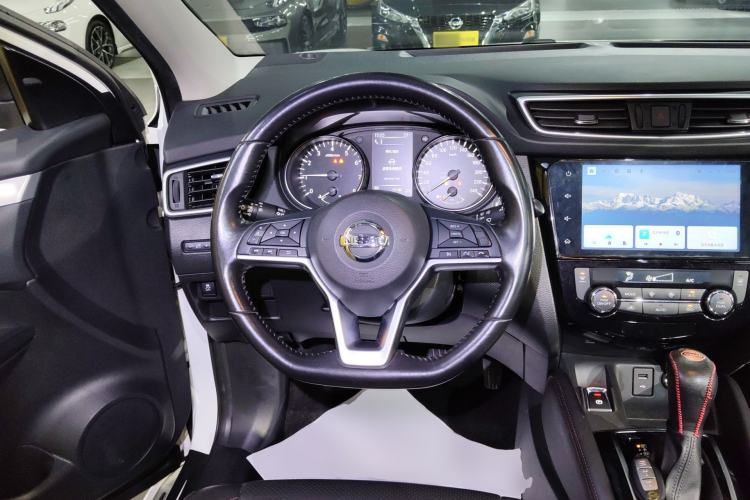 Used Nissan Qashqai 2022 2.0L CVT XV Premier Luxury Edition Steering Wheel