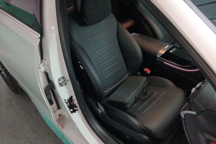 Used Mercedes-Benz C-Class 2024 Restyled C 260 L Sport Edition Right Front Seat