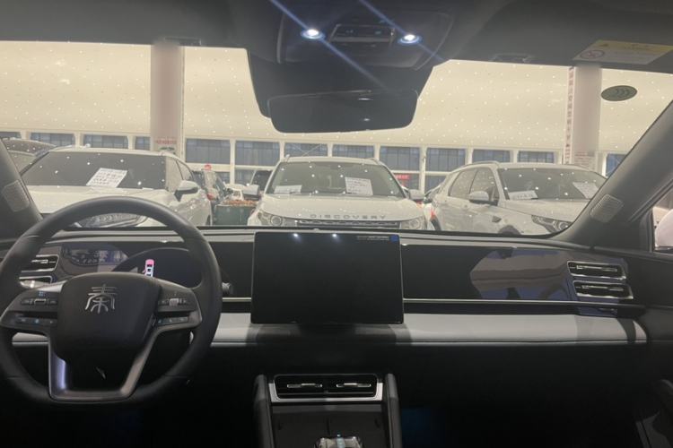 Used BYD Qin L 2025 DM-i Smart Drive 120KM Leading Model