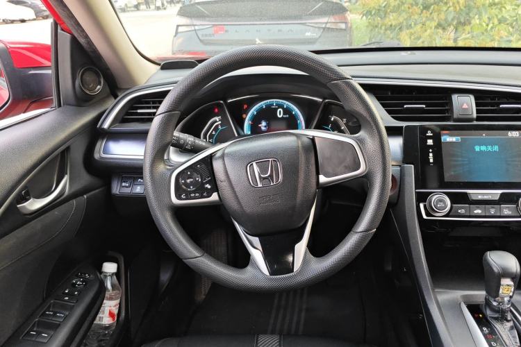 Used Honda Civic 2016 220TURBO CVT Luxury Edition
