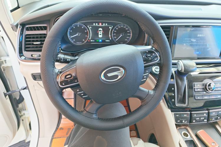 Used GAC Trumpchi M8 2018 320T Luxury Edition Steering Wheel