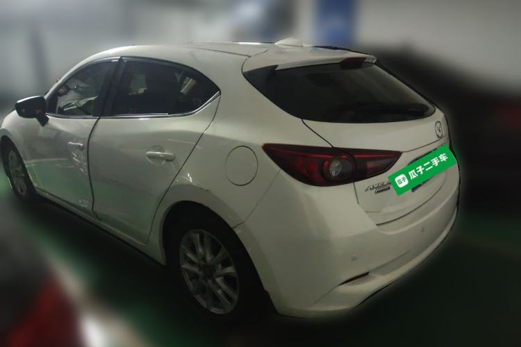 Used Mazda 3 Axela 2019 Cloud-Control Edition Hatchback 1.5L Automatic Comfort Model China VI Standard
