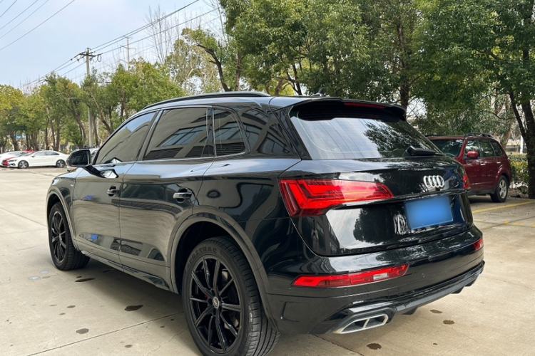 Used Audi Q5L 2022 40T Fashionable and Dynamic Model
