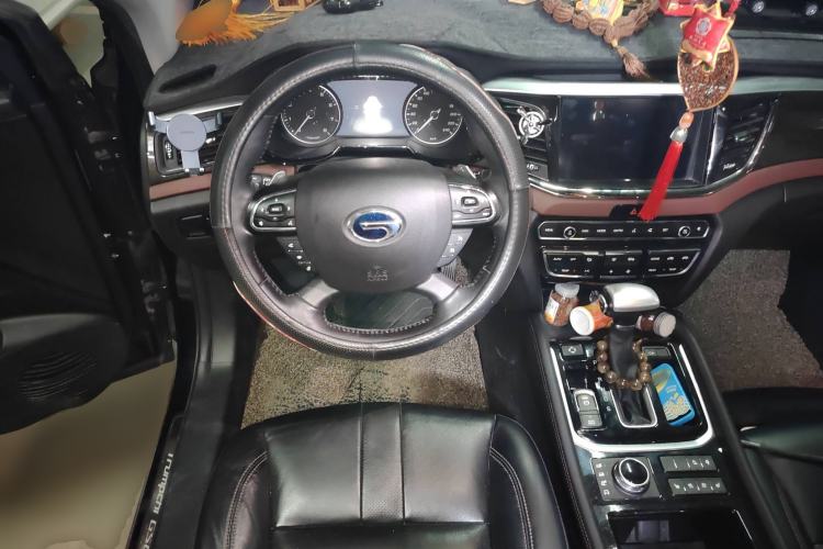 Used GAC Trumpchi GS8 2017 320T Four-Wheel Drive Luxury Smart Connectivity Version (7 Seats)