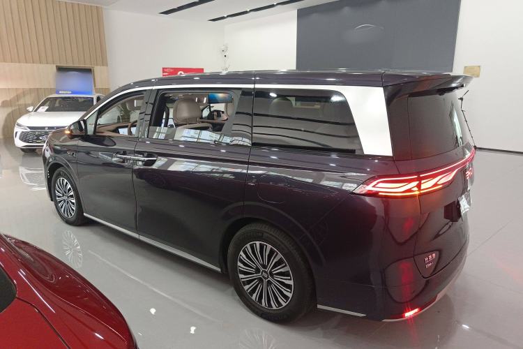 Used BYD Xia 2025 DM-i 1.5T 180km Excellence Model
