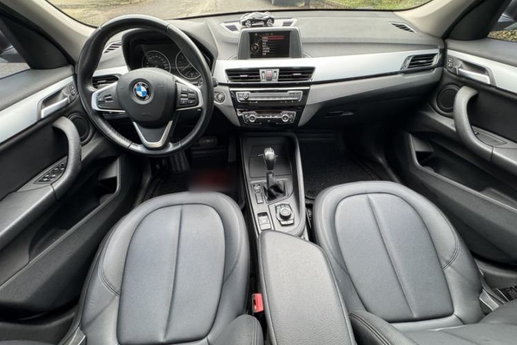 Used BMW X1 2018 sDrive18Li Fashion Model Interior 1