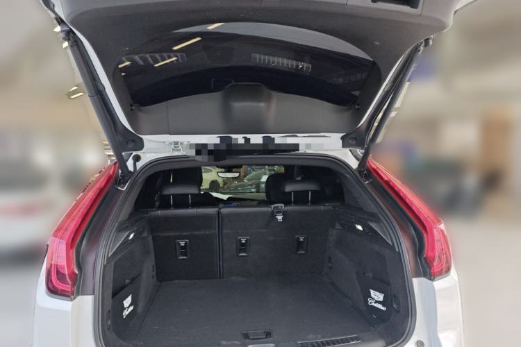 Used Cadillac XT4 2020 28T Two-Wheel-Drive Leading Version Trunk