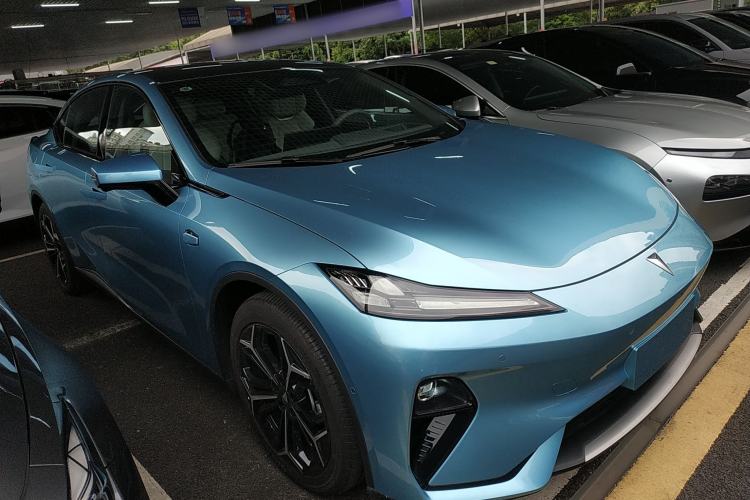 Used Deepal L07 2025 230Max Deep Blue Intelligent Driving AD PRO Range-Extended Version