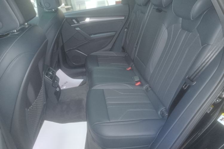 Used Audi Q5L 2025 quattro 45th Anniversary Edition 40 TFSI Luxury Dynamic Model