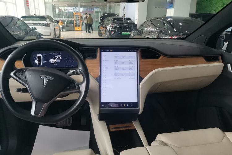 Used Tesla Model X 2019 Long-Range Version
