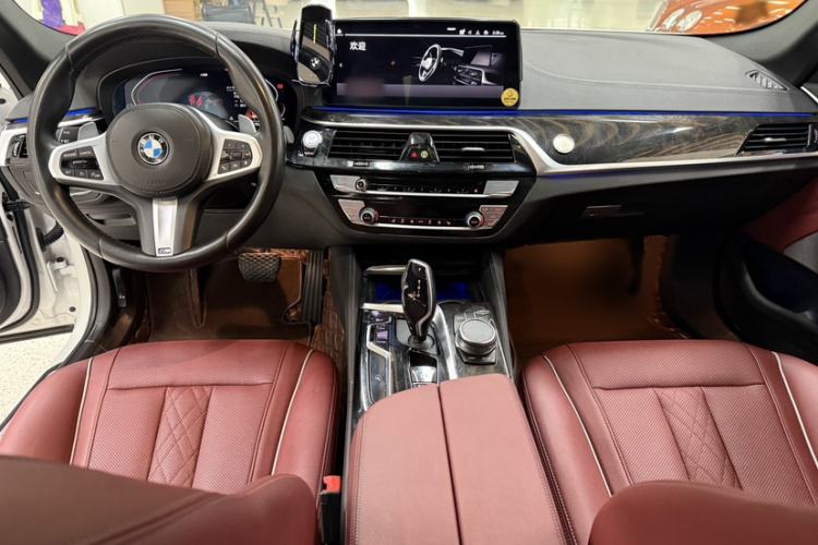 Used BMW 5 Series 2021 Facelifted 530Li Leading Edition M Sport Package Interior 1