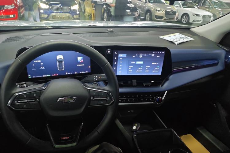 Used Chevrolet Equinox Plus 2024 102km RS Ultimate Edition