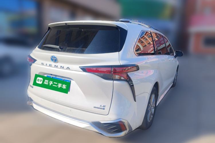 Used Toyota SIENNA 2023 2.5L Hybrid Comfort Edition