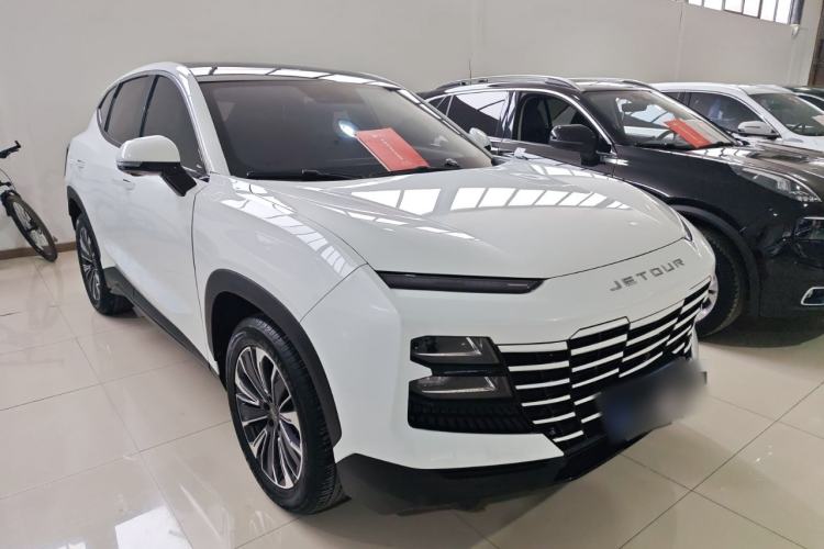 Used JETOUR Dashing 2022 1.6T DCT King PRO Front Right 45 Deg