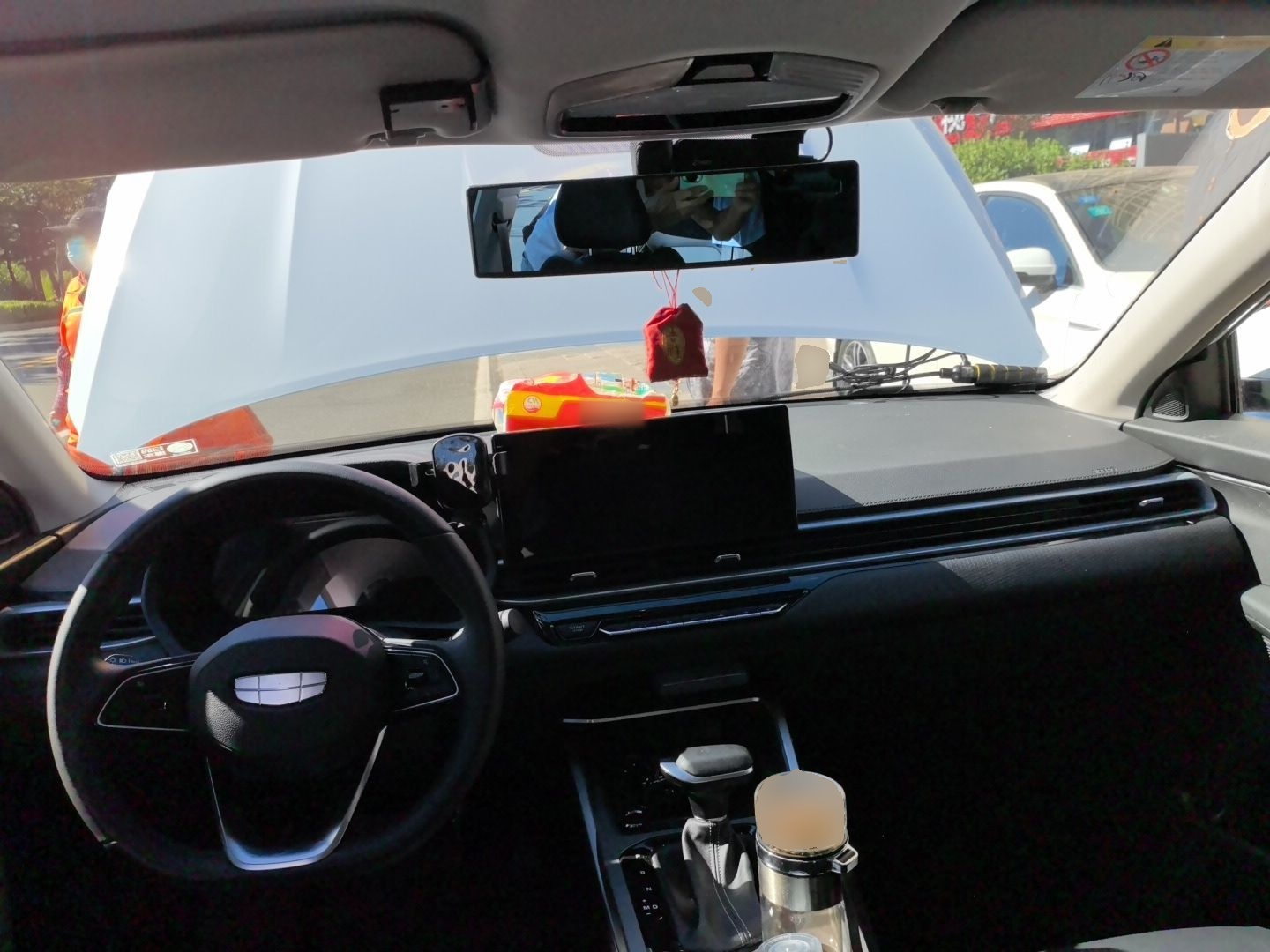 Geely Auto Emgrand 2025 4th Generation 1.5L CVT Longteng Edition — снимка 9