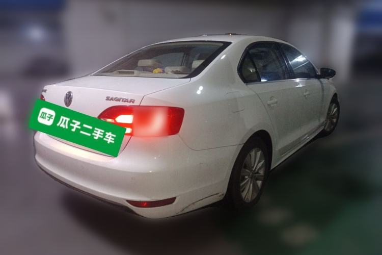 Used Volkswagen Sagitar 2014 1.6L Automatic Comfort Model Rear Right 45 Deg