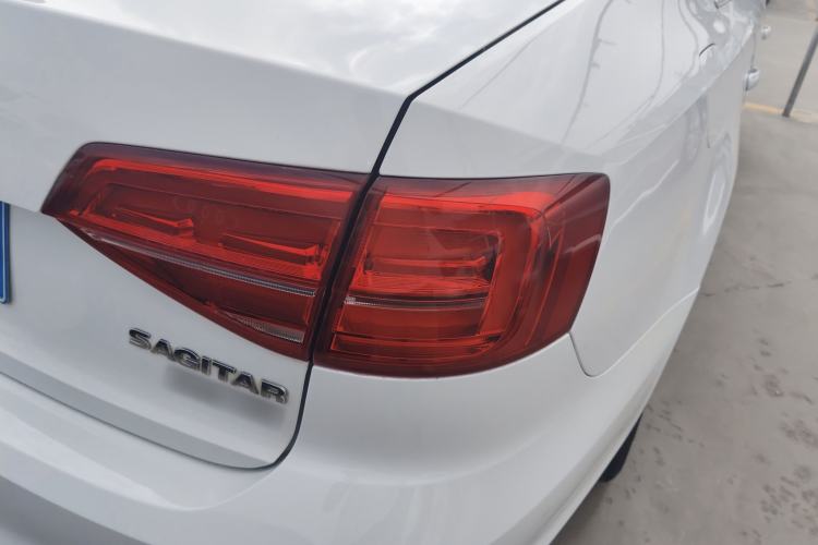 Used Volkswagen Sagitar 2017 230TSI Automatic Comfort Version Right Rear Taillight
