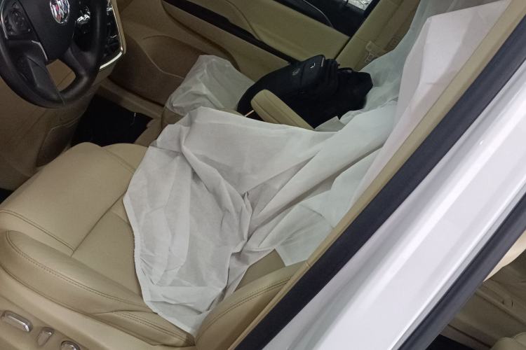 Used Buick GL8 2023 ES Lu Zun Deluxe Model