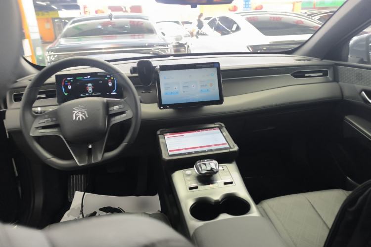 Used BYD Qin PLUS 2025 DM-i Smart Drive 55KM Leading Model