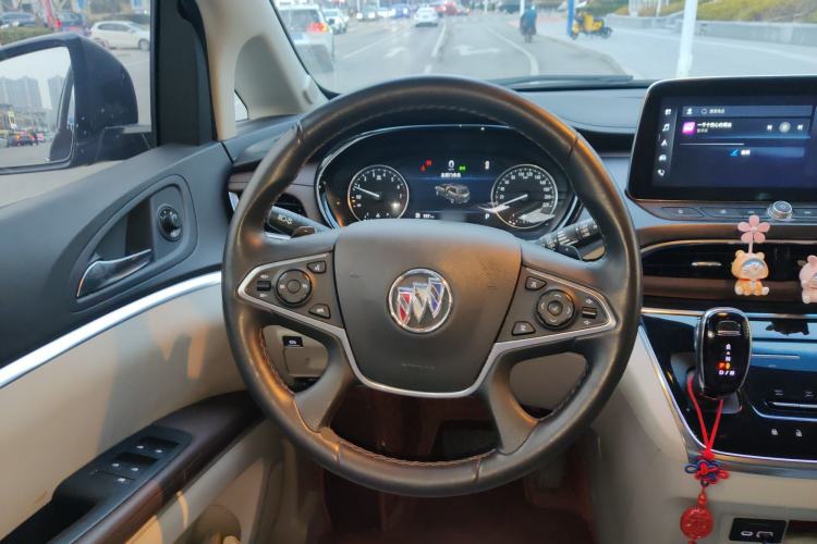 Used Buick GL8 2021 Land Cruiser Executive 652T Premium Model