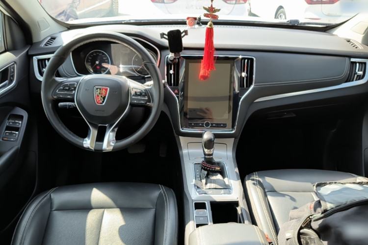 Used Roewe RX5 2019 20T Two-Wheel Drive Automatic 4G Connected Platinum Edition