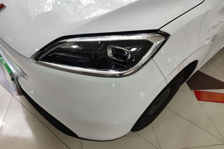 Used Wuling Hongguang New Energy 2024 All-Electric Model 300KM Standard Version Left Front Headlight