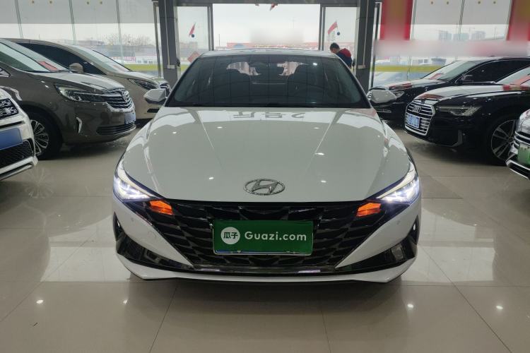 Used Hyundai Elantra 2021 1.5L CVT LUX Prestige Edition