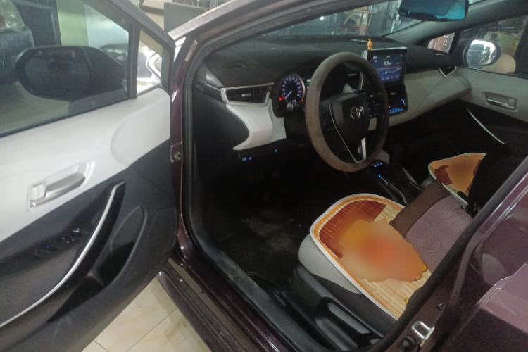 Used Toyota Levin 2019 Dual-Engine 1.8H E-CVT Luxury Edition China VI Standard Driver Seat