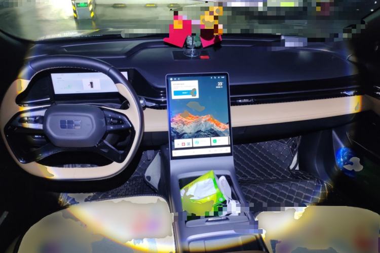 Used Geely Galaxy L6 2023 125km MAX Center Console