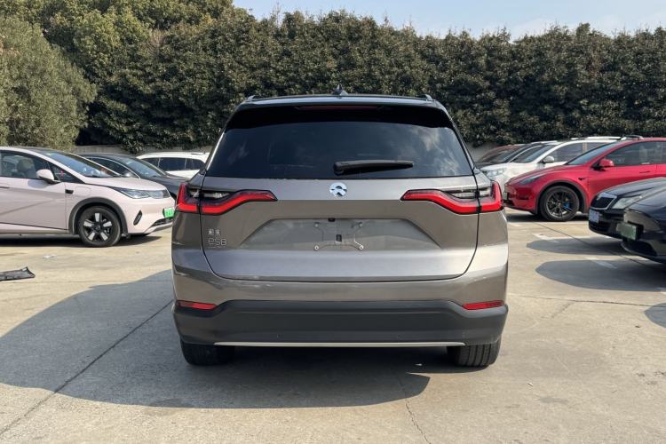 Used Nio ES8 2018 355 km Base Version 7-Seater Edition