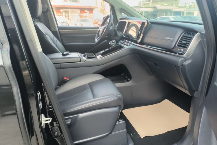 Used GAC Trumpchi M8 2021 Lingxiu Series 390T Deluxe Edition Right Front Seat