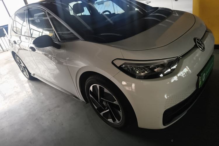 Used Volkswagen ID.3 2025 Smart Edition Outstanding Model
