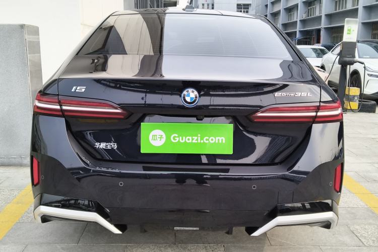 Used BMW i5 2024 eDrive 35L M Sport Package
